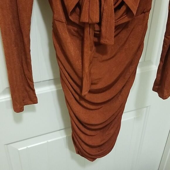 Coffee Long Sleeve Halter V-Neck Silk Bodycon Mini Dress sz Medium - Picture 10 of 14